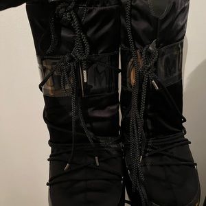Black Moon Boots